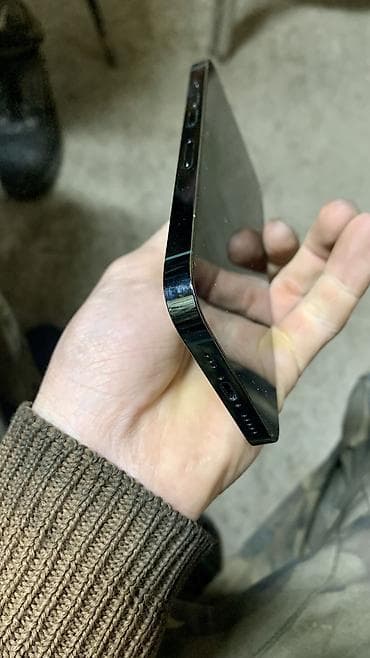 продать айфон 13 про макс: IPhone 13 Pro, Б/у, 256 ГБ, Alpine Green, Чехол, 85 % — 2