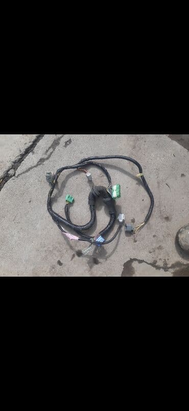 двери входные бу бишкек: Провод двери,правая (водителький)передние на Хонда фит GD4.Возможно — 1