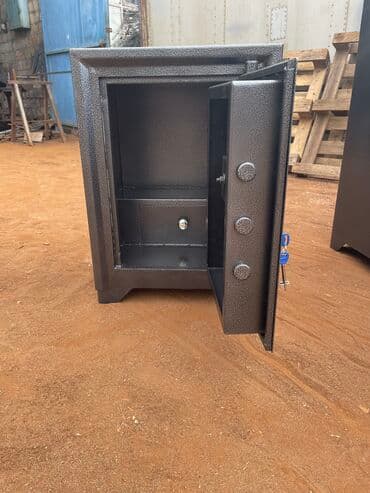 металлические шкафы для документов в бишкеке: Сейфы, металлические сейфы железные сейфы, сейф железный сейф — 10
