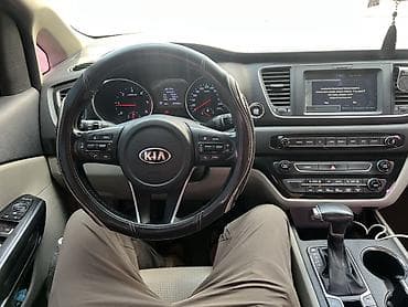 Kia Carnival: 2018 г., 2.2 л, Автомат, Дизель, Минивэн — 6