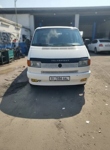 продаю или меняю на дом: Volkswagen Transporter: 1995 г., 1.9 л, Механика, Дизель, Фургон — 2
