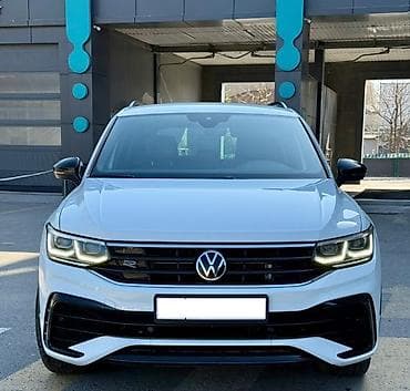 e star: Volkswagen Tiguan: 2021 г., 2 л, Автомат, Бензин, Кроссовер — 3
