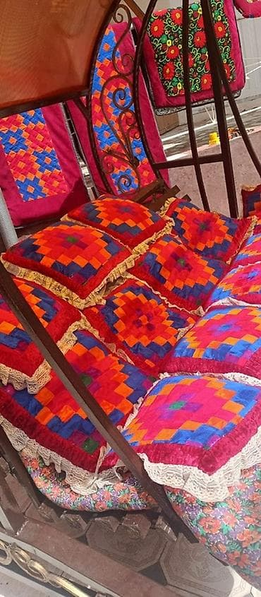 Комплект мягких подушек и стеганых накидок/матрасиков для садовых