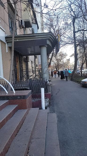 куплю квартиру под офис: Продажа офисов 70 м², Многоэтажное здание, 1 этаж — 9