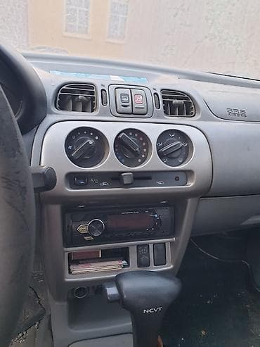 mazda cronos: Nissan Micra: 1999 г., 0.1 л, Вариатор, Бензин, Хэтчбэк — 9