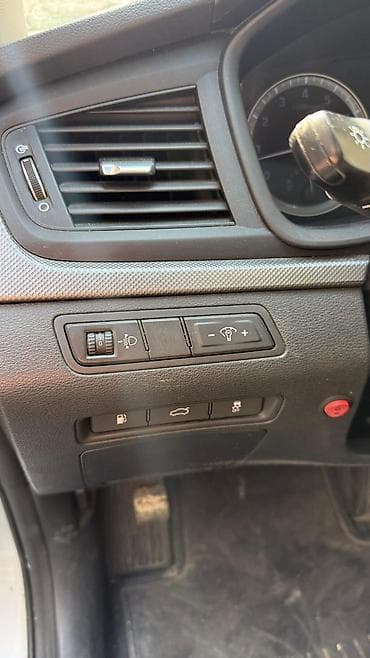 elantra 2019: Hyundai Sonata: 2020 г., 2 л, Автомат, Газ, Седан — 7