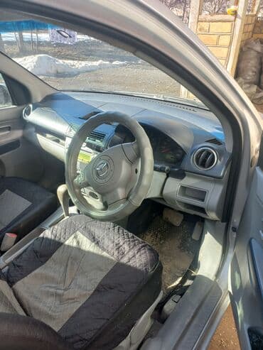 demio: Mazda Demio: 2002 г., 1.3 л, Автомат, Бензин, Фургон — 3