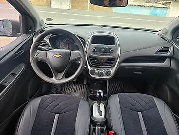 mersedes a class: Chevrolet Spark: 2017 г., 1 л, Вариатор, Бензин, Хэтчбэк — 5