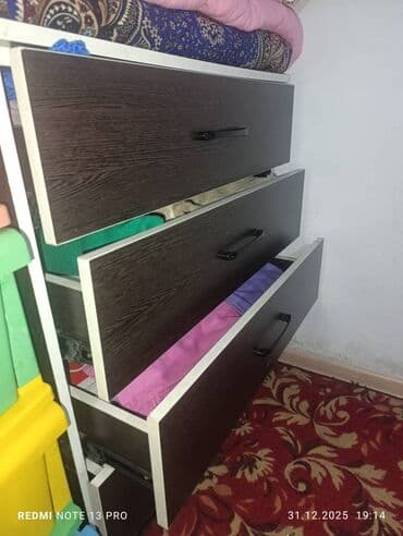 Chrysler: Комод для одежды, Без зеркала, ЛДСП, цвет - Коричневый — 1