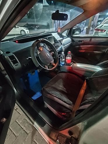 prius: Toyota Prius: 2005 г., 1.5 л, Вариатор, Гибрид, Лифтбек — 8