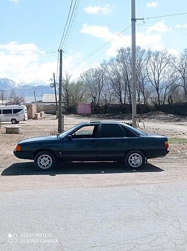 hyundai xcient: Audi 100: 1987 г., Седан — 2