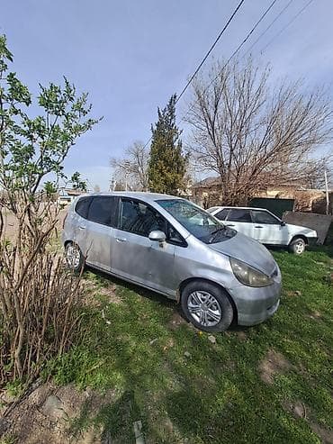 противотуманки гольф 3: Фит сатылат абалы жакшы,срочно Кара балтада.Honda Fit (с хетчбеком 5 — 2