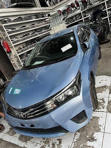 coroll: Toyota Corolla. 2014г. - 2018г. Запчасти (разбор) По кузову — 2