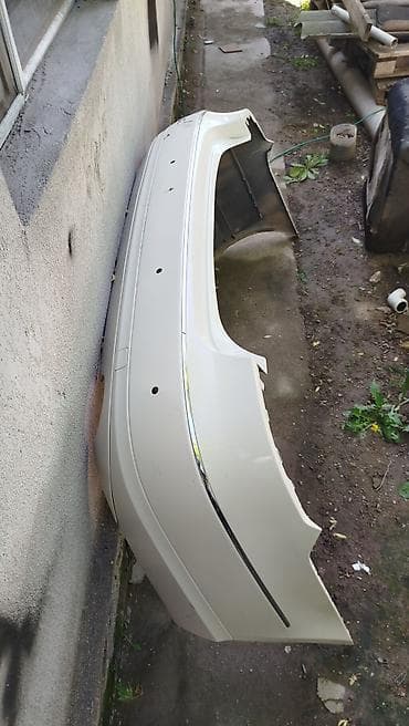 Автозапчасти: Передний и задний бампера для автомобиля (белые).w112 под рестоврацию — 3