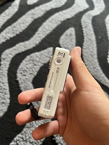 nokia e7: Genius G-shot D-613 компактная камера на мизинчиковых батарейках. С — 4