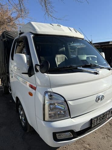 ом 352: Hyundai Porter: 2021 г., 2.5 л, Типтроник, Дизель — 3