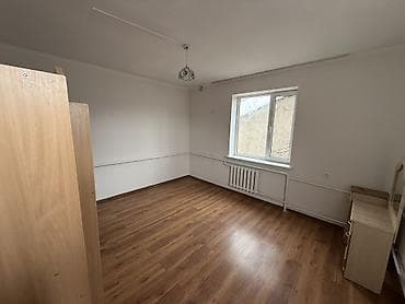 Бөлмөлөр: 1 бөлмө, Менчик ээси, Чогуу жашоосу жок — 2