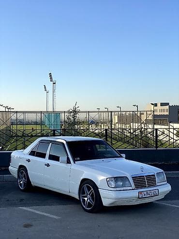 Mercedes-Benz W124: 1994 г., 2.2 л, Механика, Бензин, Седан