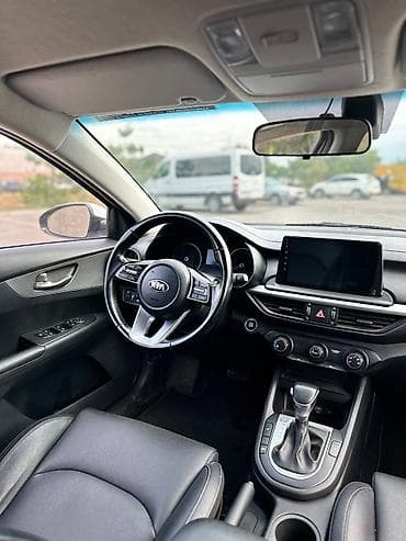 byd e2 2023: Kia K3: 2020 г., 1.6 л, Автомат, Бензин, Седан — 5