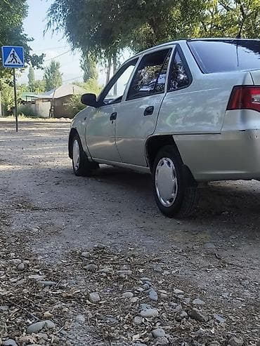 lada 9: Daewoo Nexia: 2008 г., 1.5 л, Механика, Газ, Седан — 1