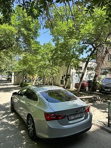 машина кузов детали: Chevrolet Malibu: 2017 г., Автомат, Седан — 2