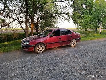 mini cuper: Toyota Avensis: 1998 г., 1.8 л, Механика, Бензин, Седан — 6