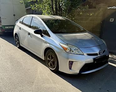 Toyota Prius: 2013 г., 1.8 л, Вариатор, Гибрид, Хэтчбэк — 1