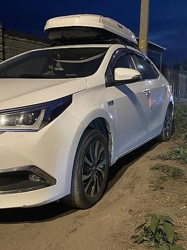 highlander 2012: Toyota Corolla: 2020 г., 1.8 л, Вариатор, Гибрид, Седан — 4