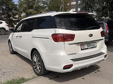 sprinter 2016: Kia Carnival: 2019 г., 2.2 л, Автомат, Дизель, Минивэн — 4