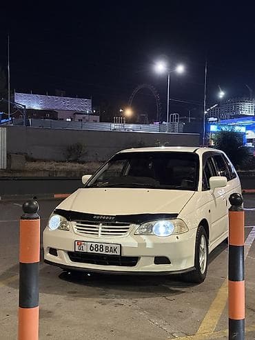 Продажа авто: Honda Odyssey: 2000 г., Автомат, Бензин, Универсал — 3