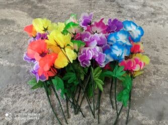 нан жапкыч: Цветы пластиковые искусственные цветы.
Длина 50см.
50с - 1шт — 1