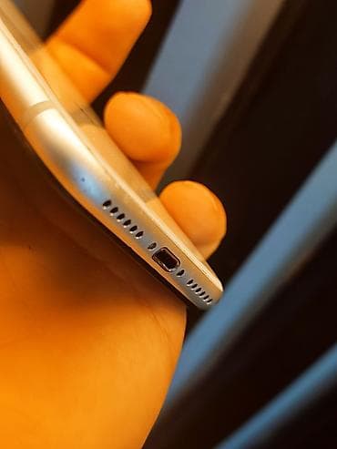 whoop 4 0: IPhone 8, Б/у, 64 ГБ, Белый, 100 % — 3