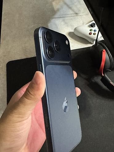 Техника и электроника: IPhone 17 Pro Max, Б/у, 256 ГБ, Синий, 100 % — 3