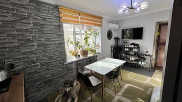 Үйлөр: Үй, 67 м², 3 бөлмө, Менчик ээси, Евро оңдоо — 5