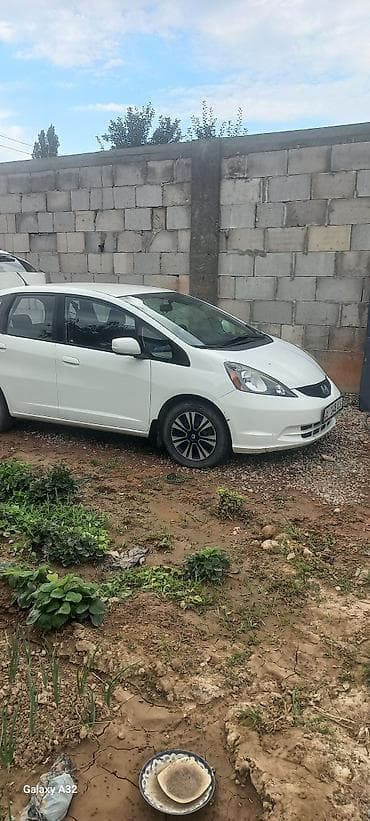 кэдди фольксваген: Honda Fit: 2014 г., 1.5 л, Механика, Бензин, Хэтчбэк — 1