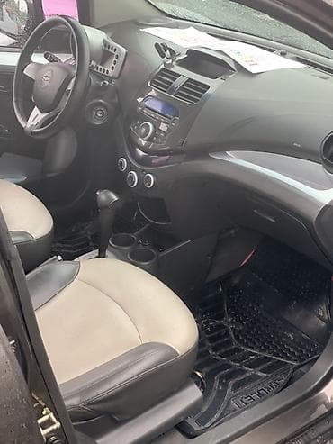 Продажа авто: Chevrolet Spark: 2012 г., 1 л, Автомат, Бензин, Хэтчбэк — 5