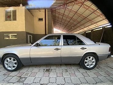 два авто: Mercedes-Benz W124: 1989 г., 3 л, Автомат, Дизель, Седан — 7