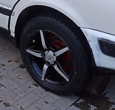 Audi 100: 1991 г., Седан