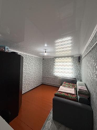 продаю дом дордой 1: Нарын шаарынын борборунан, Шералиева кочосунон 5 болмолуу уй сатылат — 10