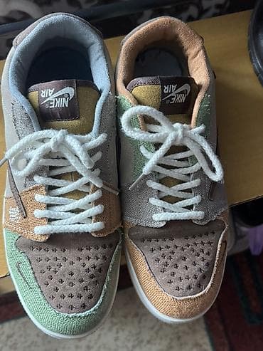 Женская обувь: Кроссовки Nike Air (низкие) Одевали два раза. В отличном состоянии - — 1