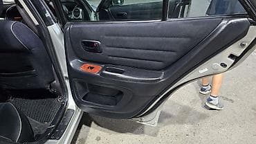 Toyota Altezza: 2003 г., 2 л, Автомат, Бензин, Универсал — 6