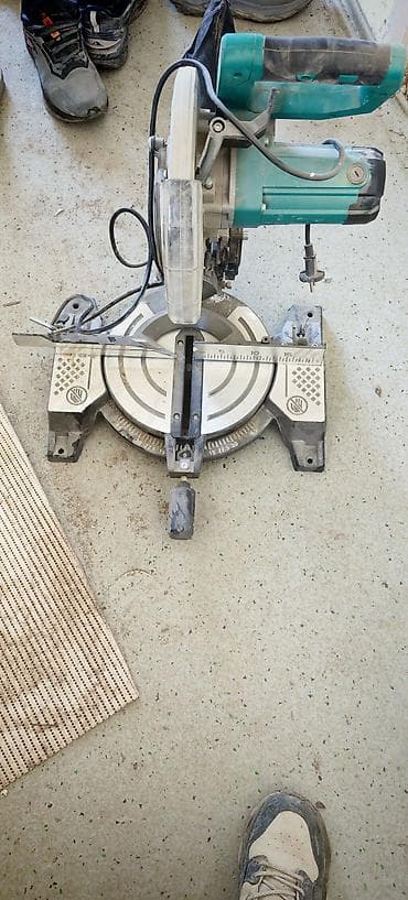 Контейнеры: Торцовочная пила Power Action (электрическая) - Тип: стационарная — 1