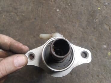 продать швейную машинку на запчасти: Tормозной цилиндр с Японского автомобиля Тормозной цилиндр №10, см — 3