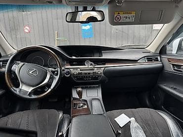 mitsubishi kanter: Lexus ES: 2014 г., 2.5 л, Автомат, Гибрид, Седан — 9