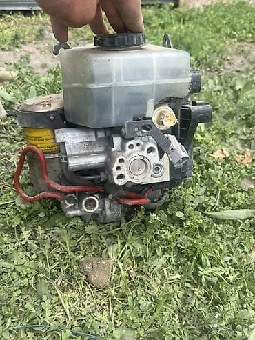 Бензиновый мотор Toyota 2003 г., 4.7 л, Б/у, Оригинал, Япония at lalafo.kg Бензиновый мотор Toyota 2003 г., 4.7 л, Б/у, Оригинал, Япония