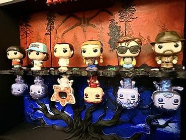 таинственный сад: Эксклюзивная витрина-диорама «Stranger Things» для фигурок Kinder — 3