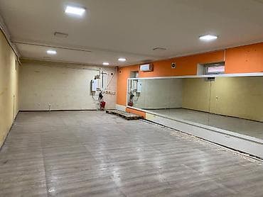 агенство кыргыз недвижимость: Аренда офисов, 270 м², 1 линия — 2