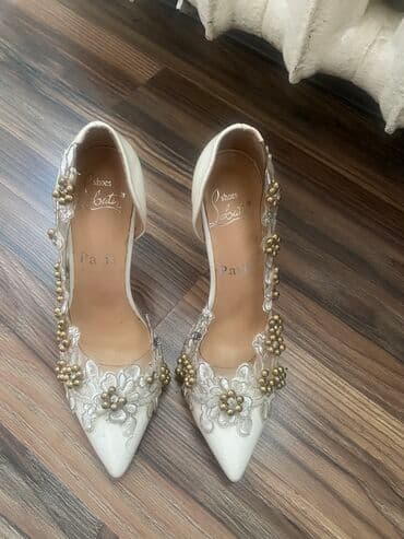срочно в связи с переездом: Туфли свадебный 35размер выс каблук а 10см . ((Одет внутри помещения — 4
