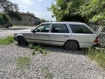 Mercedes-Benz W124: 2006 г., 1.7 л, Автомат, Бензин, Универсал — 3