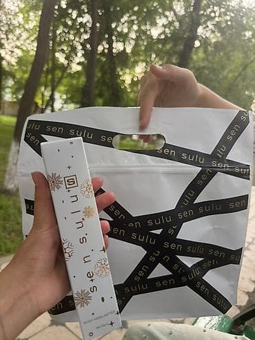 impala тональный крем: Набор декоративной косметики Состав: - Сен Sulu Body Highlighter, 50 — 1